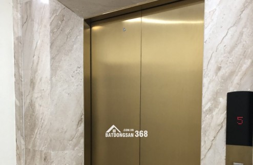 Nhà tôi cho thuê nhà hai cửa đi, mới, 93m2_ 4T; vỉa hè, Duy Tân-29 Tr